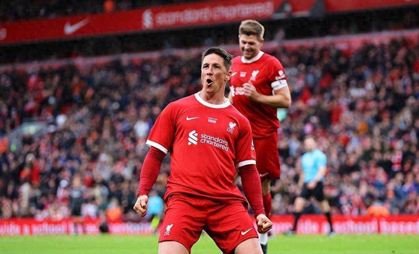 爱游戏体育平台-Faker连续五场比赛得分超过领先优势明显，利物浦不断突破！(faker三连冠是哪三个赛季)