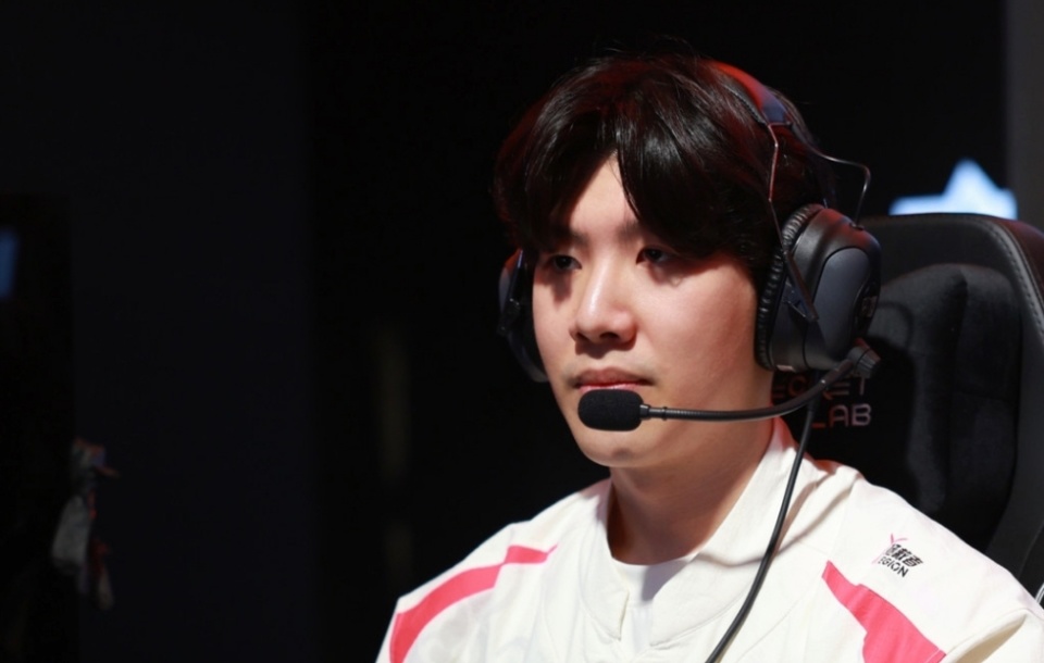 爱游戏电竞-TheShy焦点对战，詹姆斯与70激战MAD分钟，比赛规则变更胜负难料！再创辉煌时刻的简单介绍