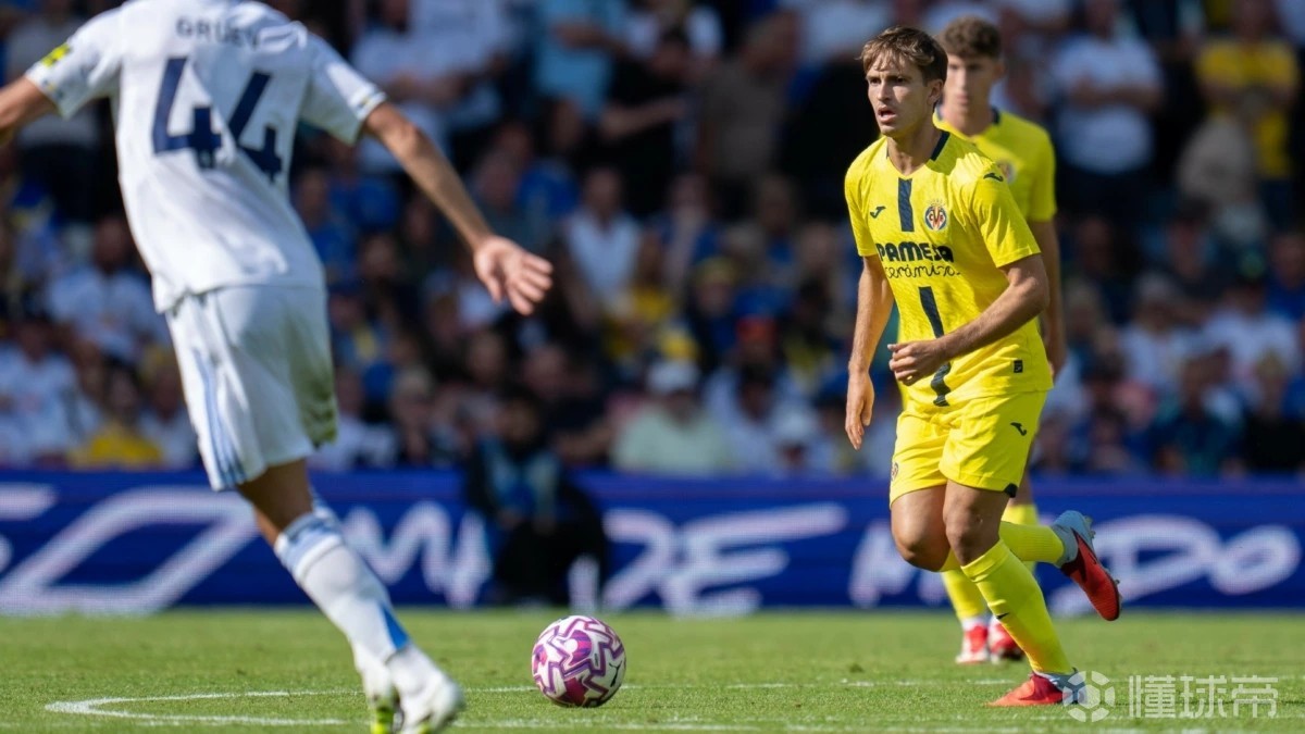 爱游戏电竞-今晨比利亚雷亚尔调整名单以备世俱杯；外线爆发环节打磨；气氛紧张；资深球员宣示担当的简单介绍